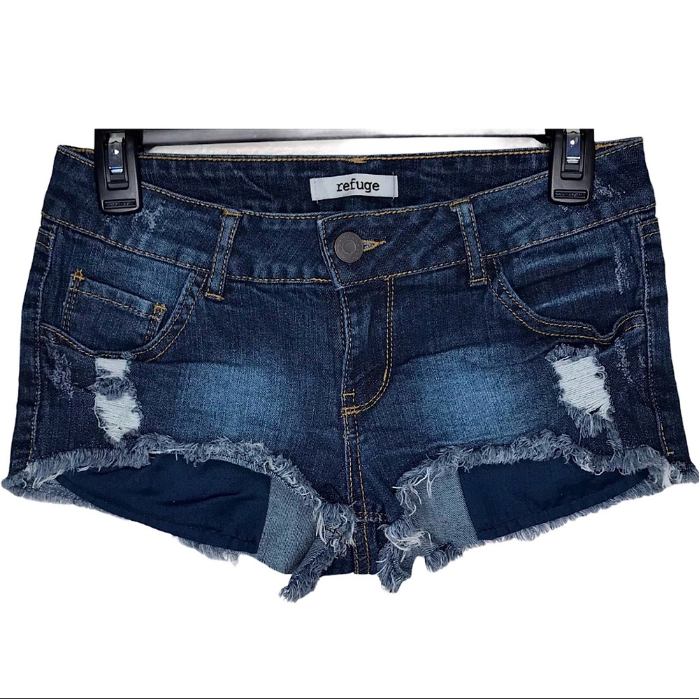 REFUGE⛵️Distressed Dark-Wash Denim Shorty Shorts ~Size 2